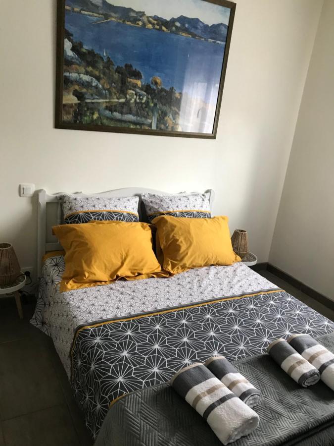 Bed and Breakfast La Rosela De La Cite Palaja Екстер'єр фото